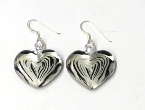 Handbemalter Glasohrschmuck