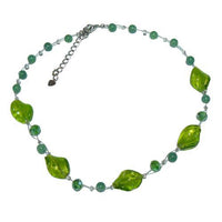 Load image into Gallery viewer, Kette Damen Glasperlen Glitzer gewunden grün hellgrün nickelfrei Karabiner 42-48 cm
