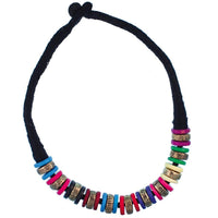 Load image into Gallery viewer, Kette Messing Holz Scheiben bunt gold Blumen Seidenfaden nickelfrei 46 cm antik Tribal Brass
