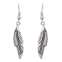 Load image into Gallery viewer, Brass Schmuckset silberfarben Kette Federn Ohrringe verstellbar
