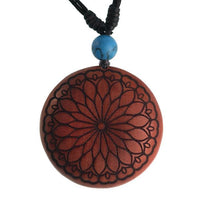 Load image into Gallery viewer, Holzkette schwarz Gravur Türkis Stein Sawoholz Baumwolle verstellbar unisex
