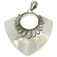 Cargar imagen en el visor de la galería, Perlmutt-Anhänger, pfeilförmiger Damenanhänger aus 925er Sterlingsilber mit Perlmutt und Silberverzierung, ca. 35 x 40mm
