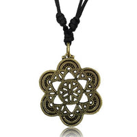 Cargar imagen en el visor de la galería, Kette Brass Baumwolle schwarz Anhänger Muster antik golden
