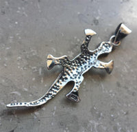 Cargar imagen en el visor de la galería, Anhänger 925 Sterling Silber Punkte Gekko Silberanhänger
