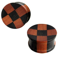 Load image into Gallery viewer, Tunnel Karomuster schwarz braun Eisenholz Teakholz konkav Tribal Holz Plug Holzplug handgeschnitzt
