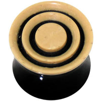 Cargar imagen en el visor de la galería, Horn Plug in schwarz beige Kreise Kokosholzinlay handgeschnitzt Tribal Buffalo Tunnel Ohrstecker
