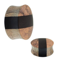 Load image into Gallery viewer, Two round Tribal Holz Plug hell schwarz Streifen, hand-carved from Mangoholz, show dark bands and natural wood grain, displayed on a white background.
