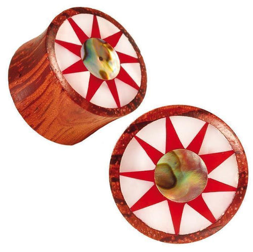 Brauner Rangas Holz Plug mit Muschel Inlay roter Stern auf weissem Hintergrund Tribal Expander