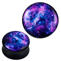 Load image into Gallery viewer, Two round black Plug Acryl weiß blau lila Weltall Piercing Ohrschmuck feature vibrant galaxy designs with swirling white, blue, and lilac patterns that resemble stars and cosmic clouds in outer space.
