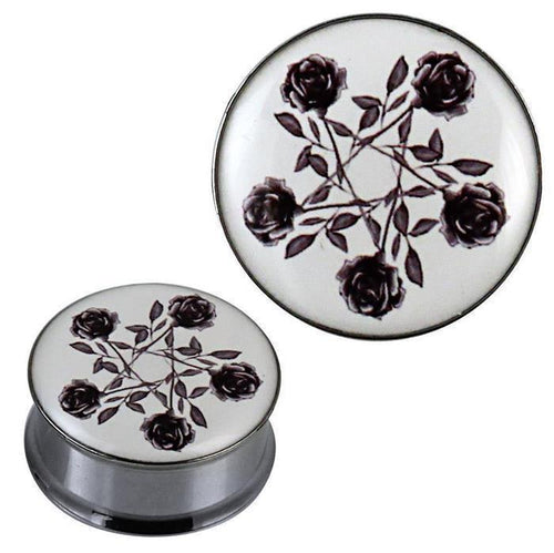The Tunnel silbern Edelstahl Plug features a white acrylic top with six black roses arranged in a circular, pentagram-style design—reminiscent of a classic Rosen Edelstahl Tunnel.