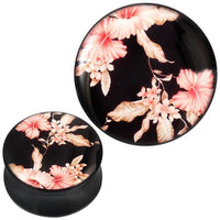 Load image into Gallery viewer, Plug Acryl rosa grau beige Hibiscus Blüten schwarz Piercing Ohrschmuck
