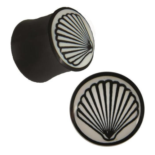 Plug Horn weiße Gravur Kammmuschel Muschel handgeschnitzt schwarz Piercing