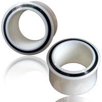 Load image into Gallery viewer, Bone Tunnel weiß Kreis Rim schwarz double flared
