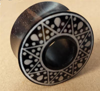 Cargar imagen en el visor de la galería, Flesh Tunnel Sternenkranz dick weiß Resin Sono Holz
