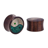Load image into Gallery viewer, Organic Holz Plug Yin Yang Glitzer Resin grün Black Shell Tribal
