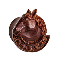 Cargar imagen en el visor de la galería, Organic Holz Plug braun handgeschnitzt Pferdekopf Hufeisen Pferd Tribal
