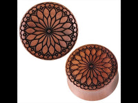 Cargar imagen en el visor de la galería, Plug Sawo Holz braun Gravur schwarz Blüte Herz Tribal Expander Organic Tunnel
