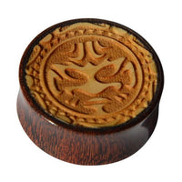 Load image into Gallery viewer, Plug Holz hell dunkel Tribal Maske Gravur double flared
