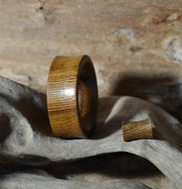 Load image into Gallery viewer, Flesh Tunnel Holz Parasitholz braun double flared
