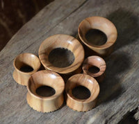 Load image into Gallery viewer, Holz Plug Olivenholz Sonnenblume handmade double flared
