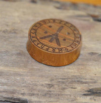 Load image into Gallery viewer, Holz Plug Teakholz Rune Leben Tod Punkte double flared
