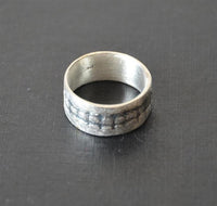 Load image into Gallery viewer, Silberring 925 Sterlingsilber Bandring Gitter 9mm
