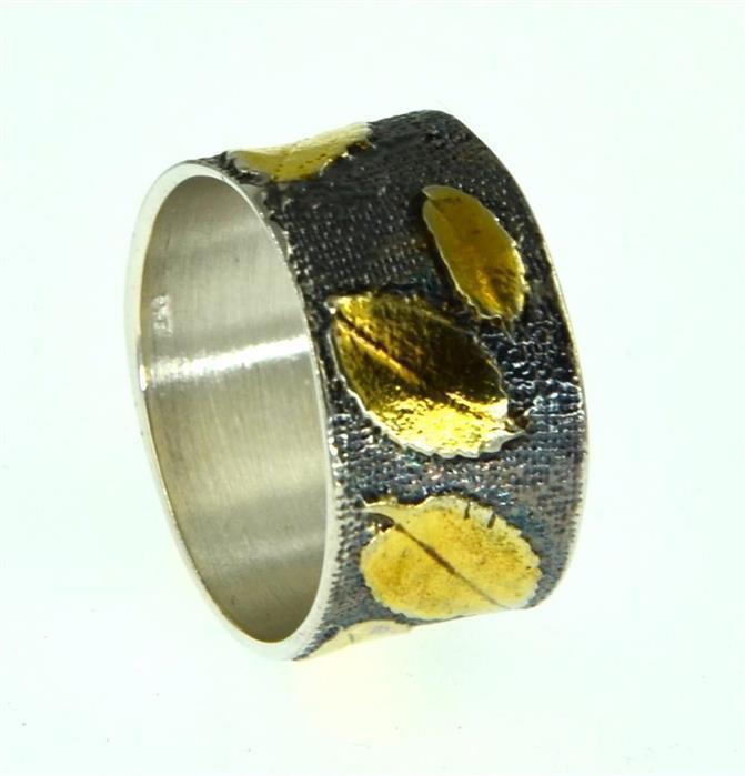 Ring 925 Silber oxidiert Blätter vergoldet Gips Textur