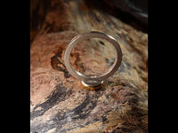 Load image into Gallery viewer, Ring Silber 925 vergoldet crushed Koralle Kreis
