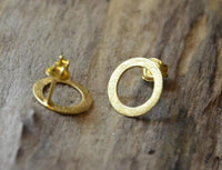 Load image into Gallery viewer, Ohrstecker Silber 925 vergoldet Creolen Ringe gebürstet
