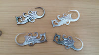 Load image into Gallery viewer, Perlmutt Piercing 2mm Hook Ornament Expander Muschel filigran handgeschnitzt Ohr
