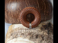 Load image into Gallery viewer, Ohr Donut Piercing Dahlie Holz Ohrgewicht Ring
