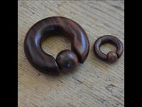 Load image into Gallery viewer, Captive Bead Klemmkugel Ring Narraholz Piercing Dehner
