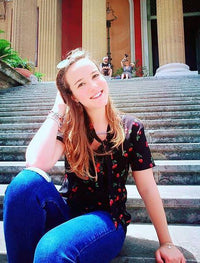 Cargar imagen en el visor de la galería, Armband Brass Steine goldfarben Perlen braun creme Anhänger Handtasche
