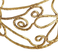 Cargar imagen en el visor de la galería, Messing Armreif antik golden filigran gehämmert Herz Blume groß 50mm breit
