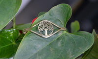 Load image into Gallery viewer, Messing Armreif antik golden oval Baum des Lebens rund verstellbarTribal Schmuck
