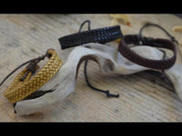 Load image into Gallery viewer, Lederarmband 10mm breit geflochten Baumwolle verstellbar
