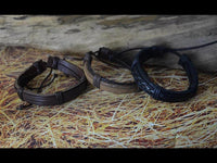 Load image into Gallery viewer, Leder Armband schwarz braun breit umwickelt verstellbar
