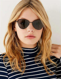 Cargar imagen en el visor de la galería, Trend Sonnenbrille dreieckig 400 UV Cateye Metall
