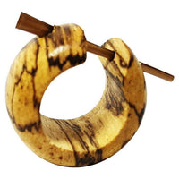 Cargar imagen en el visor de la galería, Holz Creolen 16mm Ohrringe Horn Pin organic
