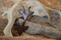 Cargar imagen en el visor de la galería, Ohrringe Narraholz Holz Creolen Horn Pin Stick Hirsch
