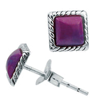Load image into Gallery viewer, Ohrstecker Howlith Quadrat 6 mm Seilrand 925er Sterlingsilber Stein lila unisex
