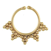 Cargar imagen en el visor de la galería, Fake Septum Piercing Nasenringe golden antik Brass mit Kugeln als Zacken Muster
