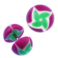 Cargar imagen en el visor de la galería, Fake Plug Piercing Halbkugel in Lila mit grün-weißer Blume aus Acryl und Edelstahl Stift
