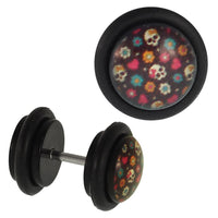 Load image into Gallery viewer, Fake Piercing Plug schwarz mini bunte Totenköpfe,Herzen und Blumen Gummiring 7 mm
