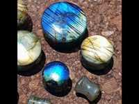 Cargar imagen en el visor de la galería, Labradorit Stein Flesh Plug double flared blau grau gelb
