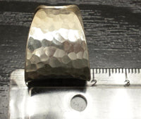 Load image into Gallery viewer, Silberring offen verstellbar breit 18mm gehämmert Ringe 925 Sterling Silber Ring

