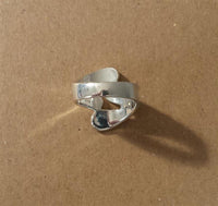 Load image into Gallery viewer, Silberring matt glänzend runde Enden Ring 925er Sterling Silber Damen Designer Schmuck Ringe
