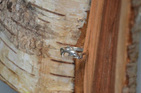 Load image into Gallery viewer, Ring Filigran Delphin Schnörkel 925er Sterling Silber
