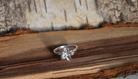 Load image into Gallery viewer, Silberring Lilie glänzend 925 Sterling Silber Ringe schmal
