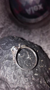 Load image into Gallery viewer, Silberringe Chalzedon Seile Spiralbögen Kreise oval 925
